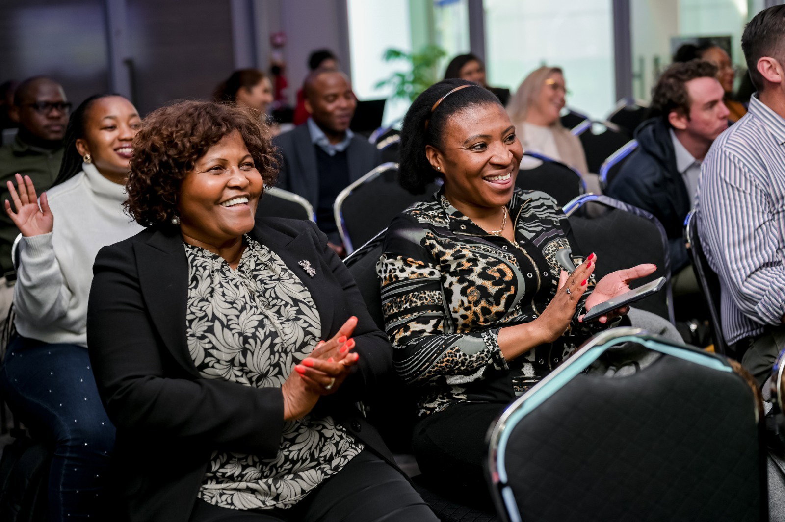 Khanyi Mlambo à la bourse de Johannesburg (JSE)