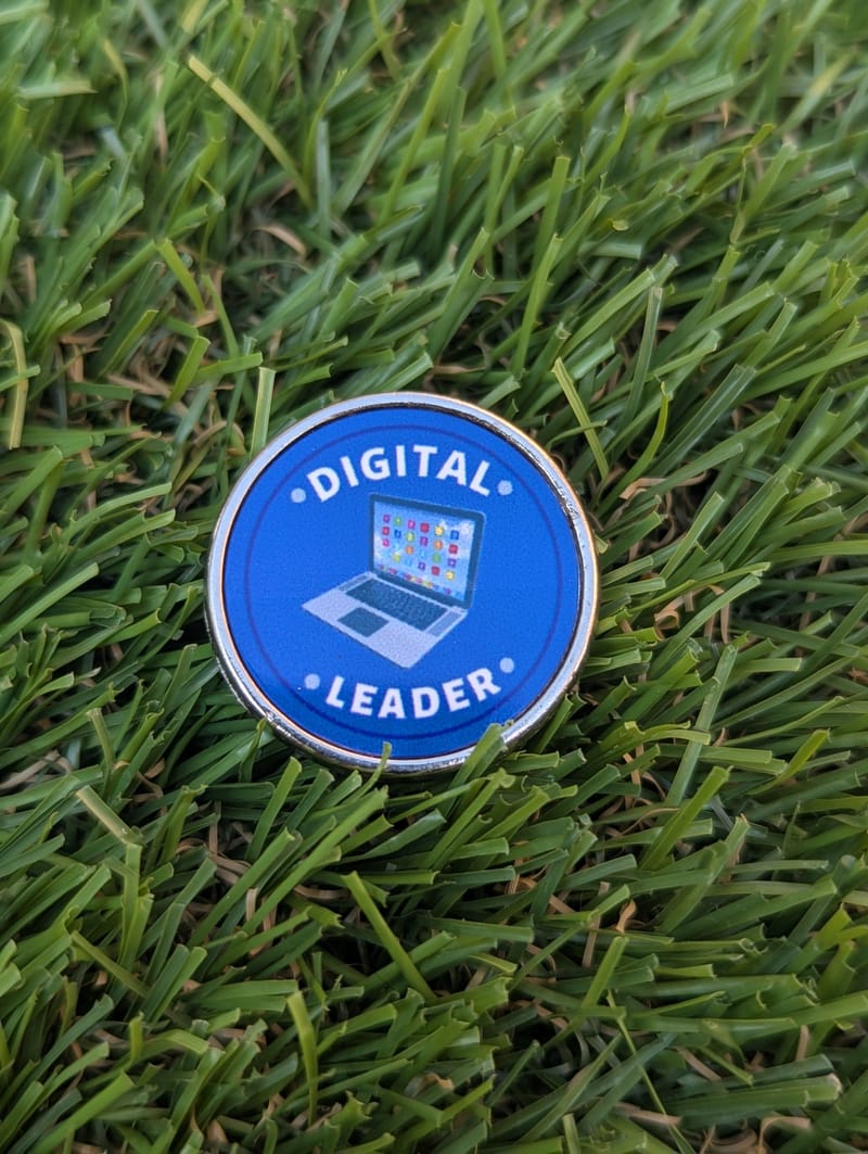 Digital Leader Badges (6+ badges) - Shirleycraftsgb