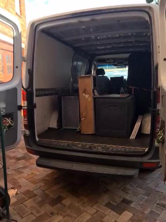 Removalists Manly