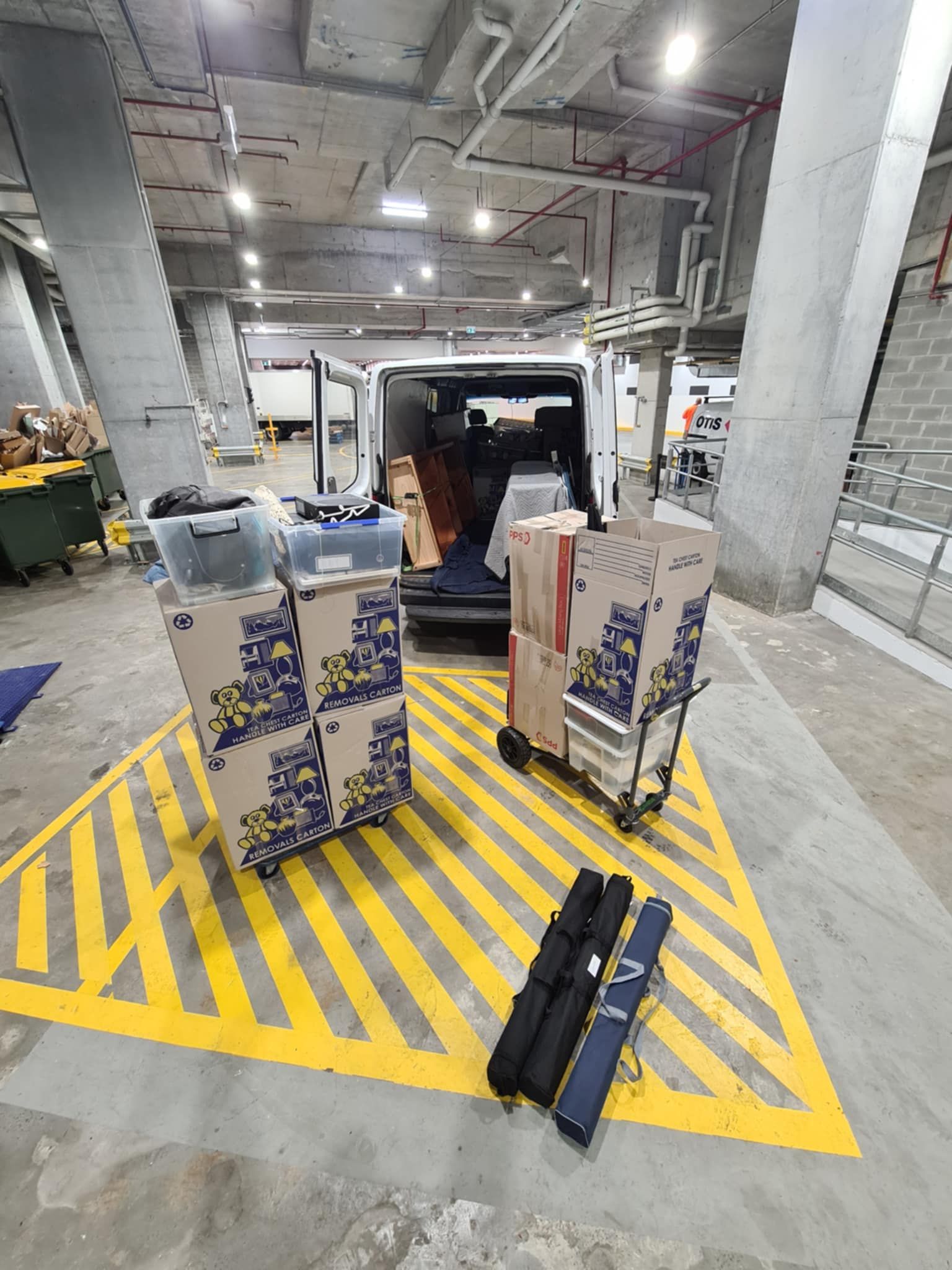 Office Removalists Sydney – Efficient Business Relocation Experts