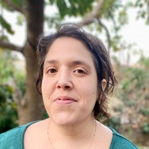 מוריה כהן גילדין - M.A בטיפול בהבעה ויצירה | פסיכודרמה | טיפול רגשי אינטגרטיבי למבוגרים וטיפול זוגי בירושלים, תקוע ובזום