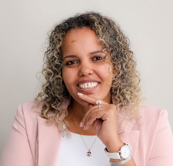 שלומית אמביט טרונה - עובדת סוציאלית קלינית (M.S.W) | טיפול ושיקום נפשי | ליווי מתמודדים עם פוסט טראומה