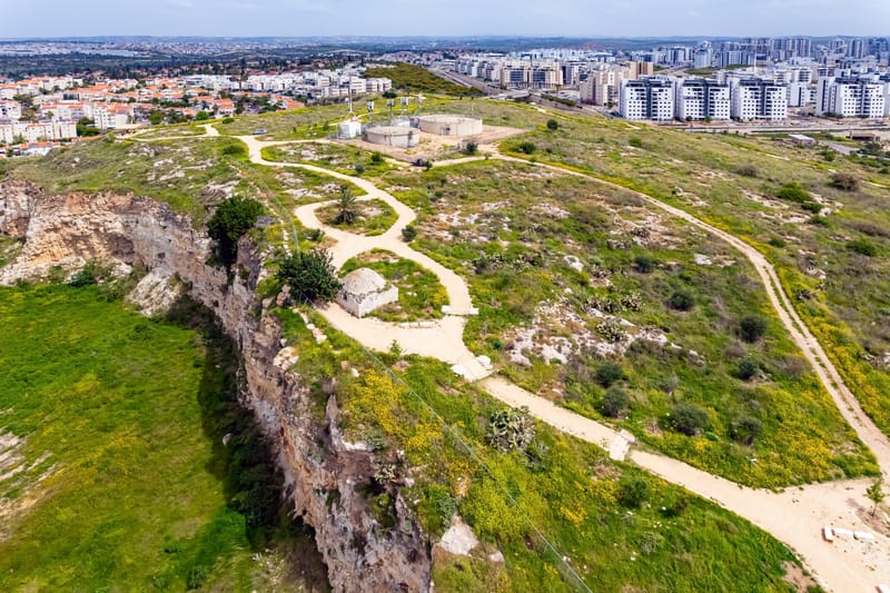 טיפול רגשי בראש העין