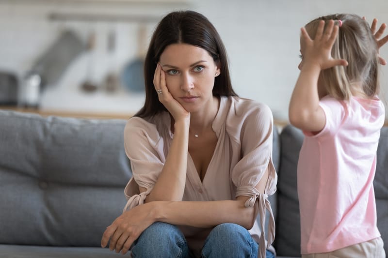 איך יודעים שהגיע הזמן לטיפול רגשי? 10 סימנים שכדאי לשים לב אליהם