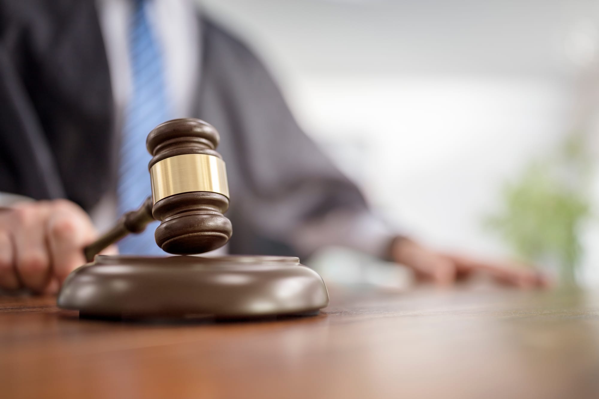 Nguyen v. Bui — Taking Over a Case Days Before Trial