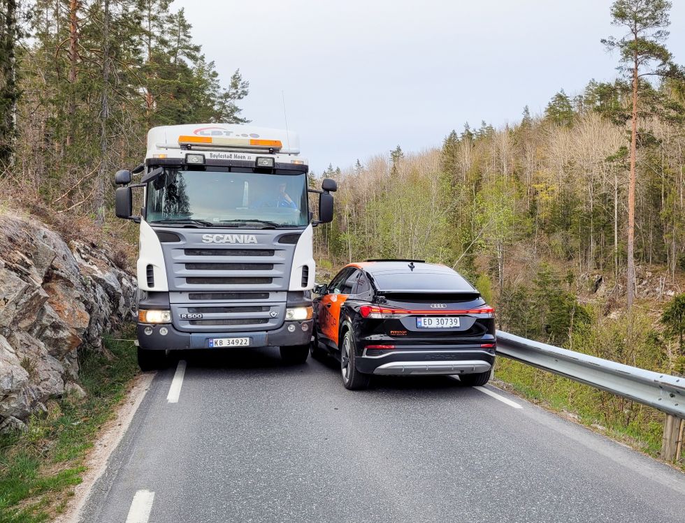 Dette notatet fikk Fylkesutvalget fra fylkesdirektør for samferdsel og eiendom, Ola Olsbu i forkant av behandlingen av Bøylestadveien i Fylkesutvalget 23.04.25.