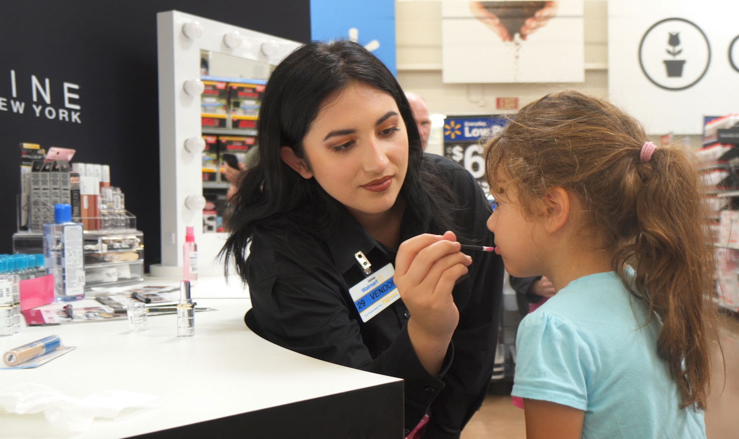 Pop-Up Beauty Stations • Pallet & Shelf Display • Influencer Pre-Awareness