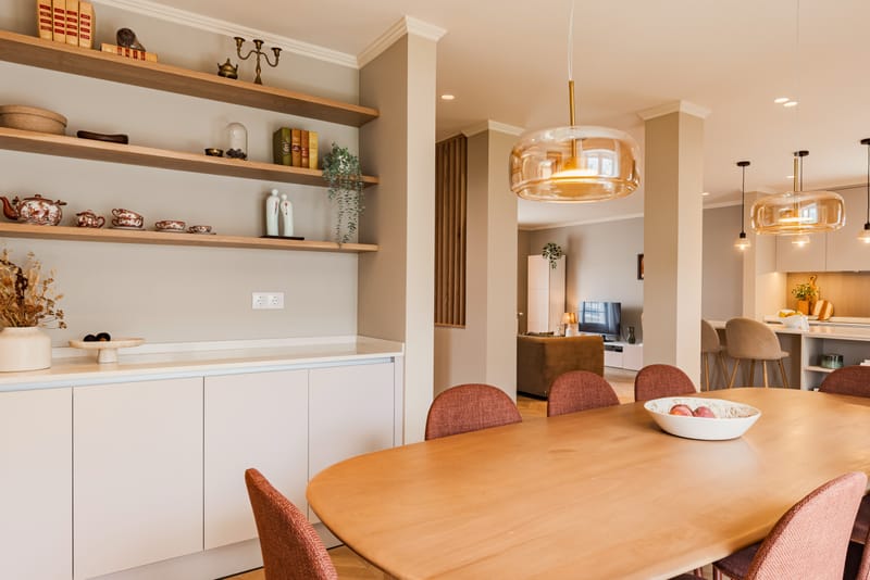 Contemporary Family Home in Aroeira