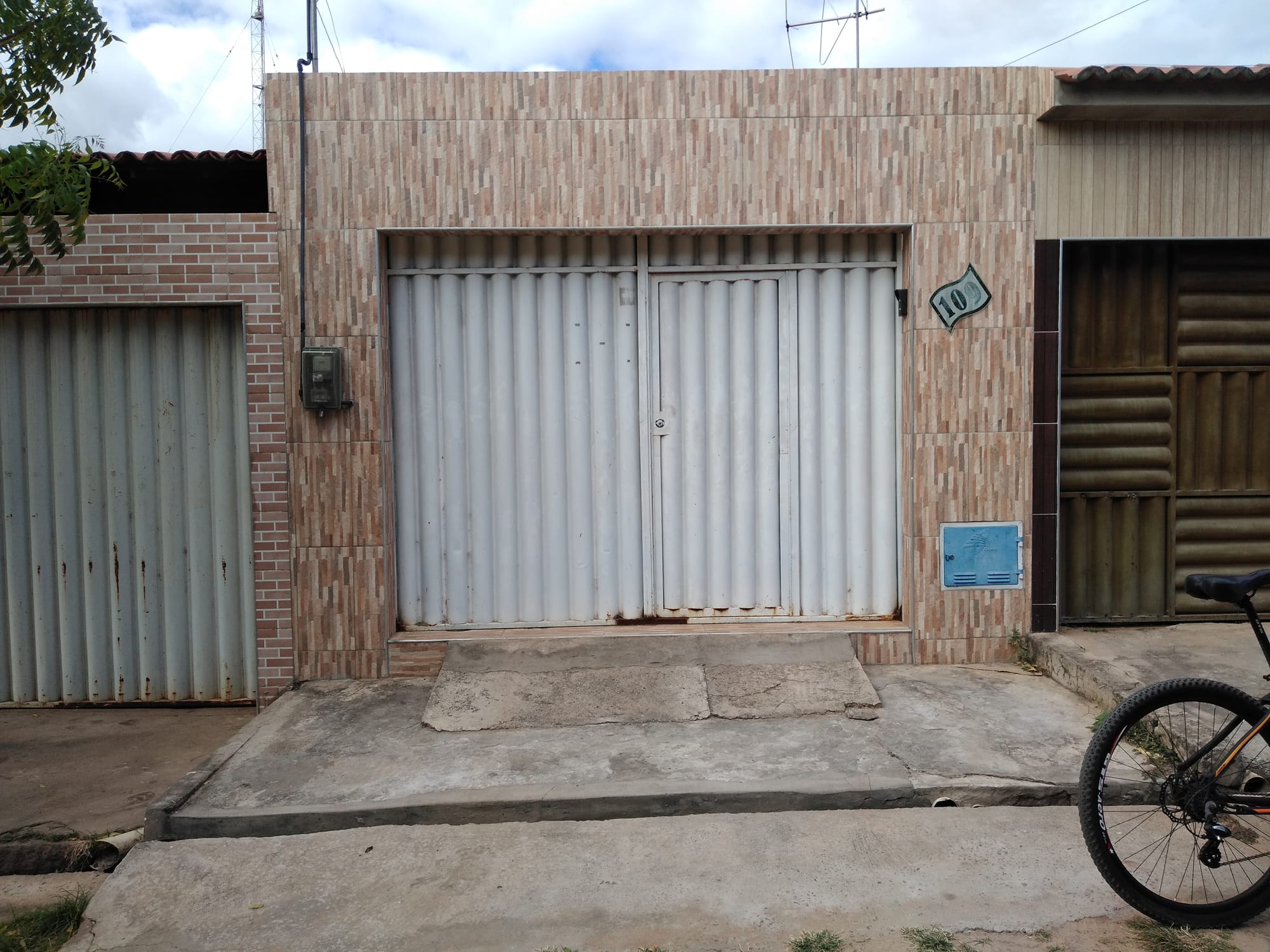 Rua Francisco Ferreira, 109 Vila Santo Antônio, Barbalha