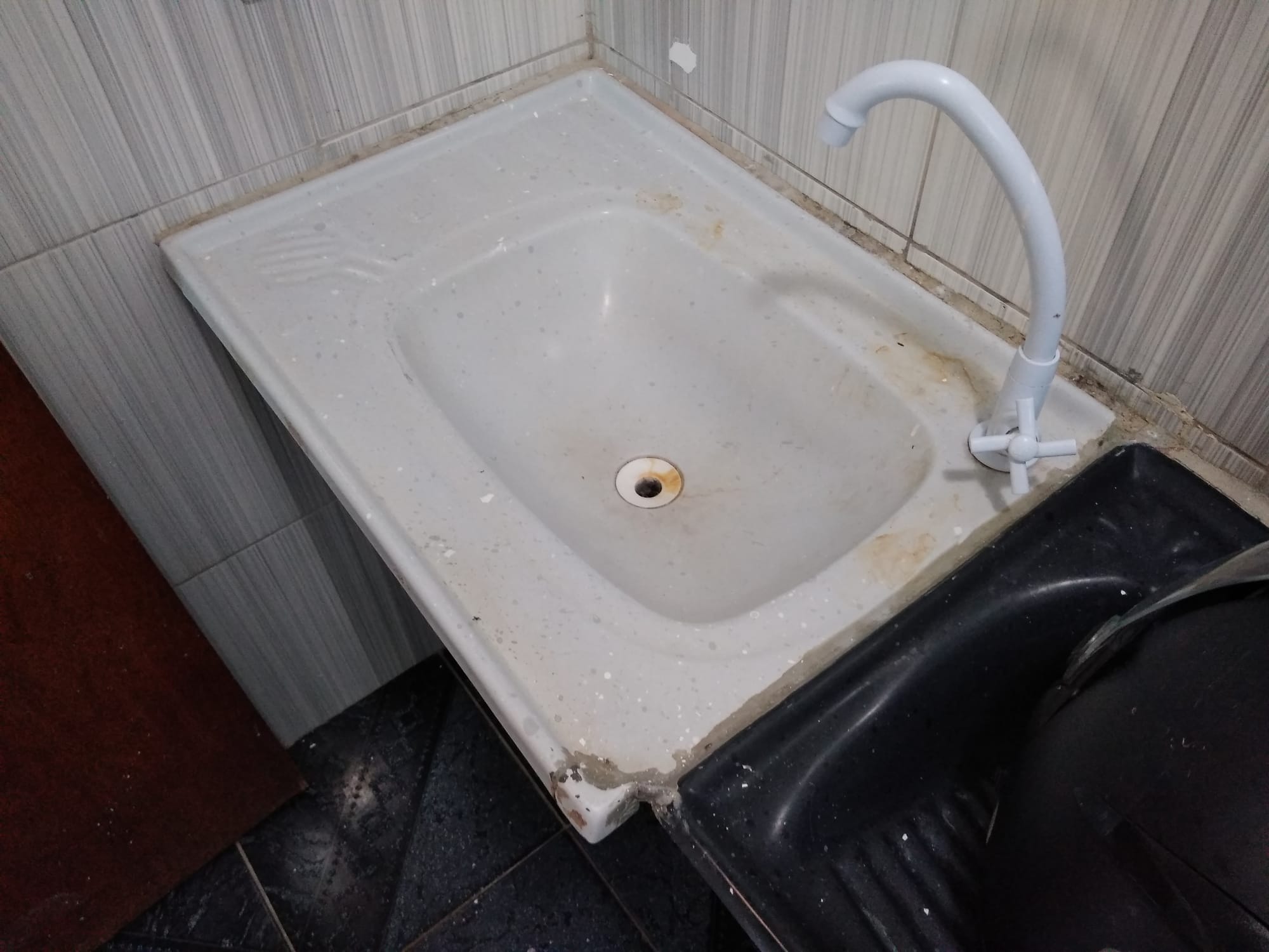 Rua José Ilânio C. Gondim, 289 apto. 001 bairro de Fatima Barbalha