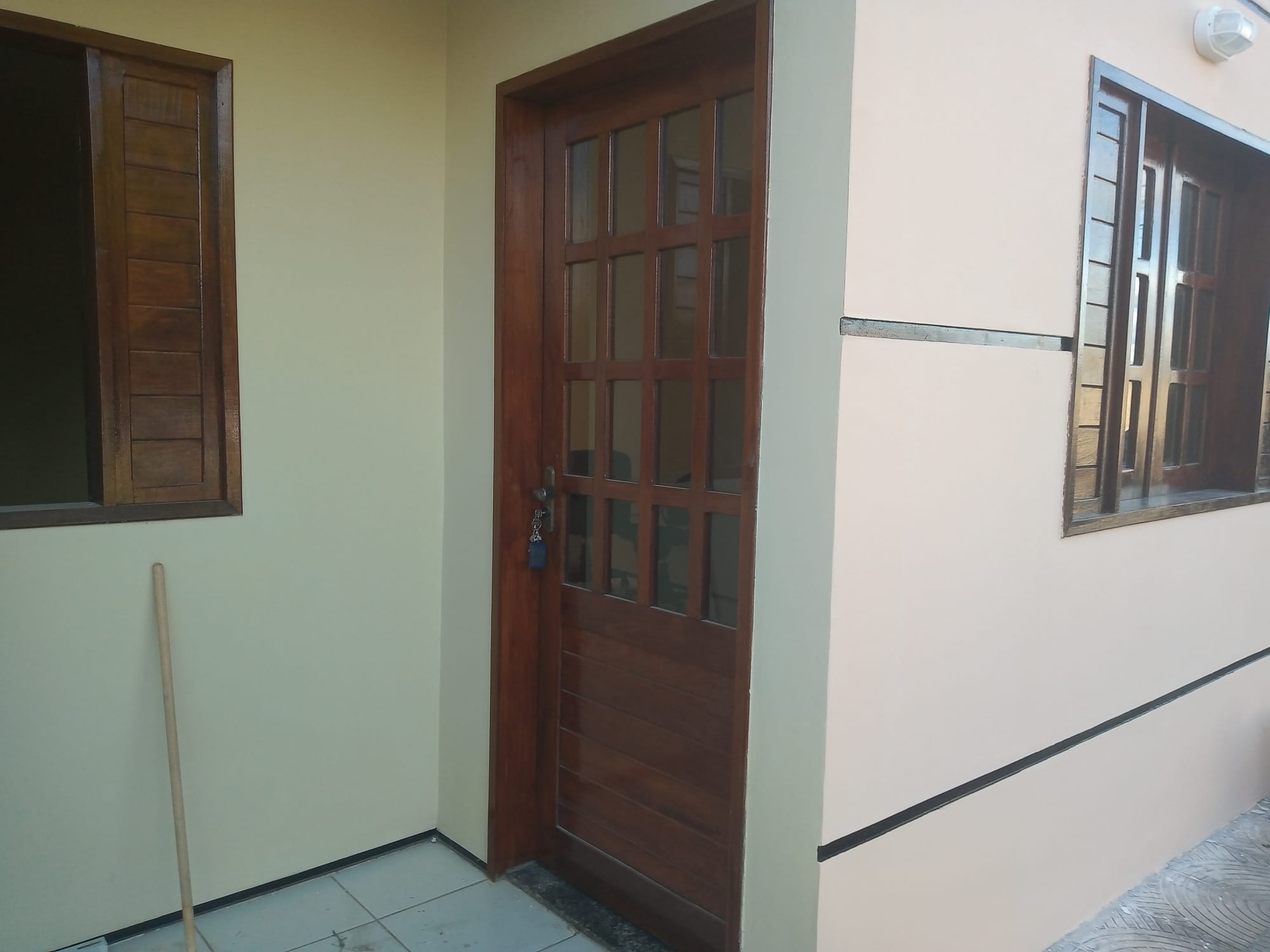 Rua Zuca Sampaio, 586-B bairro Santo Antonio Barbalha
