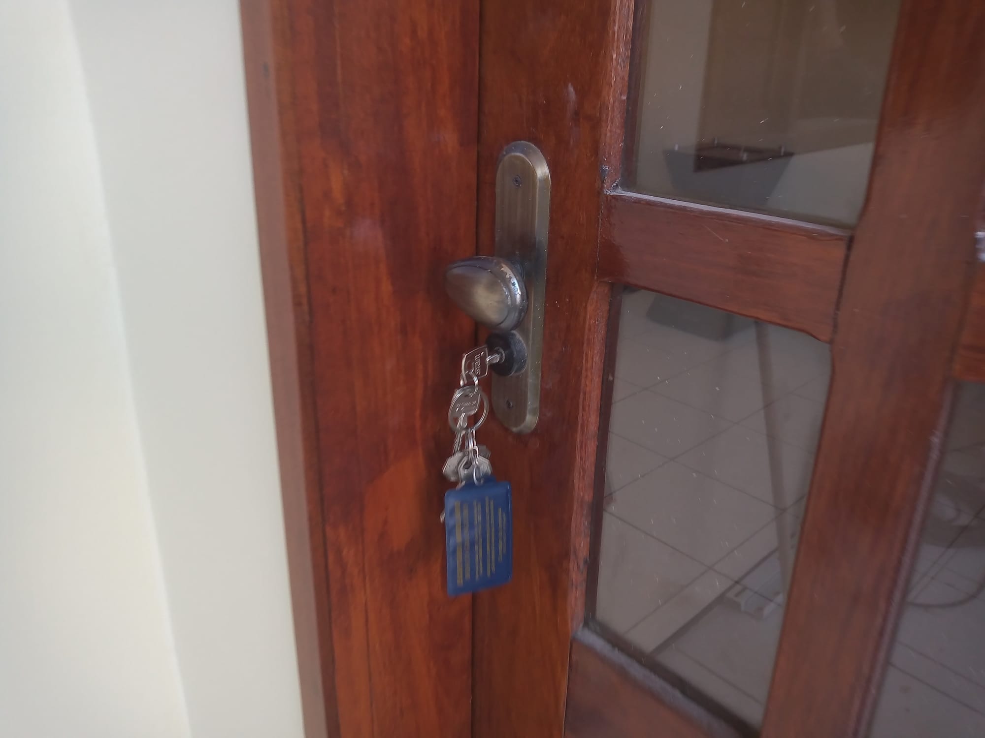 Rua Zuca Sampaio, 586-B bairro Santo Antonio Barbalha