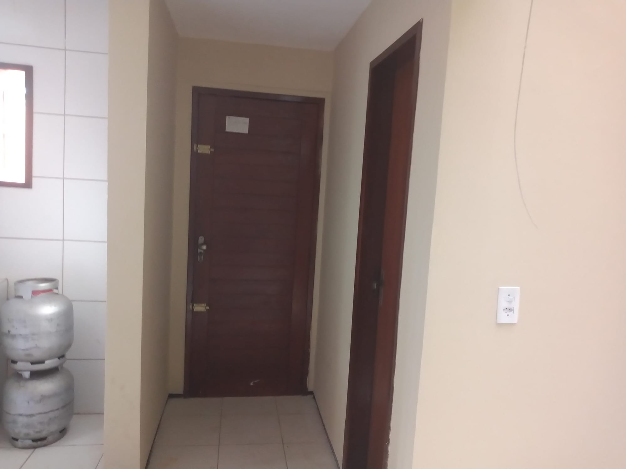 Rua Zuca Sampaio, 586-B bairro Santo Antonio Barbalha