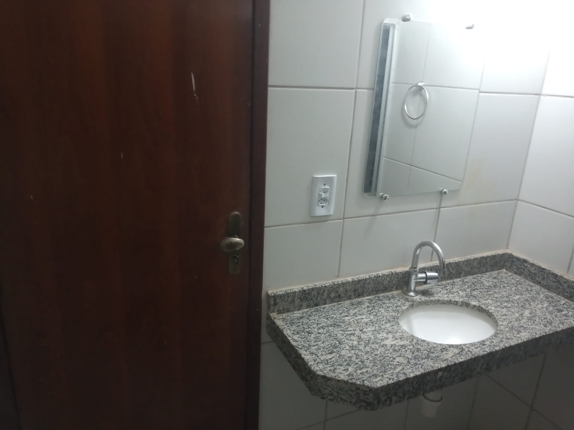 Rua Zuca Sampaio, 586-B bairro Santo Antonio Barbalha
