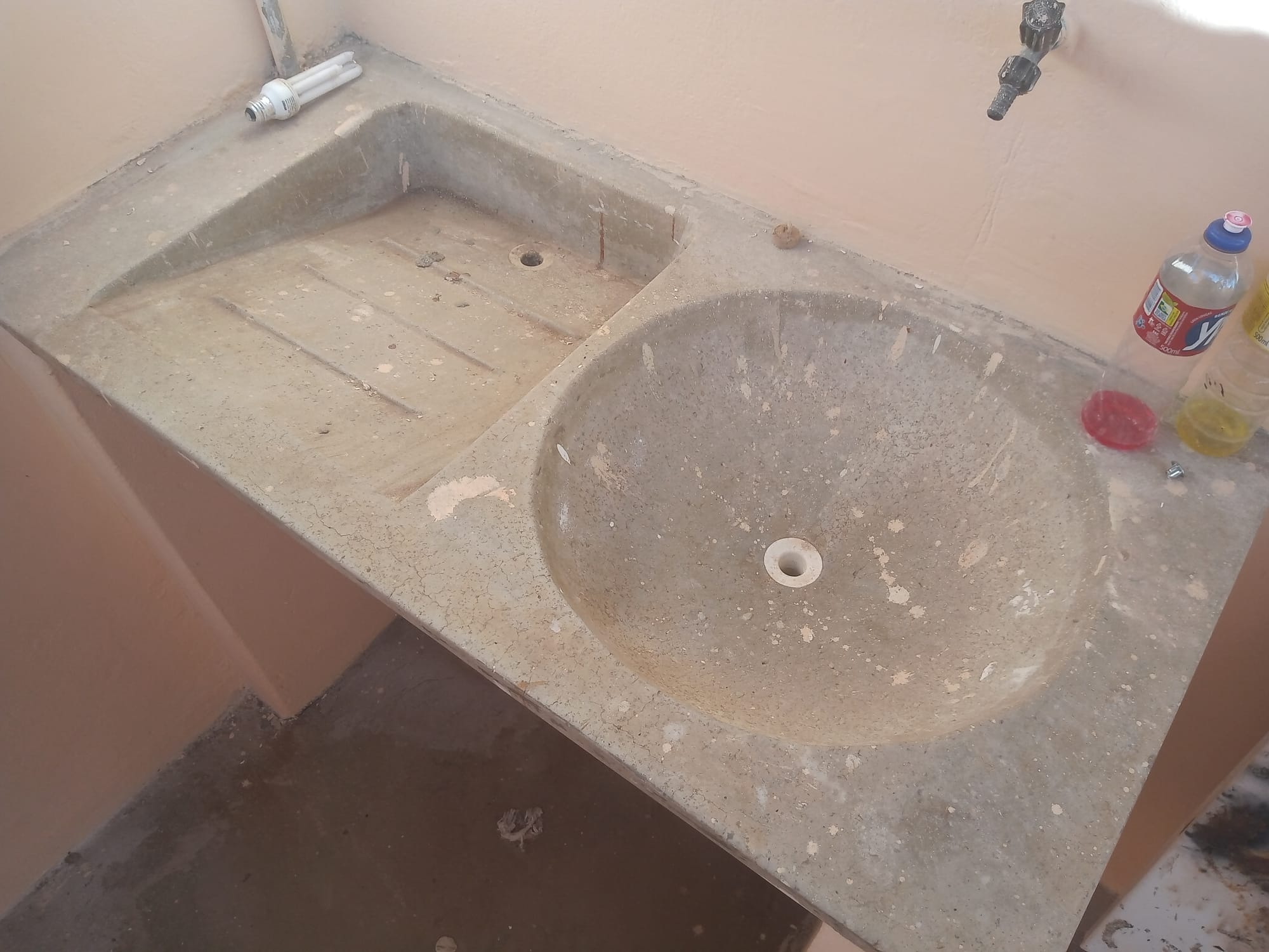 Rua Zuca Sampaio, 586-B bairro Santo Antonio Barbalha