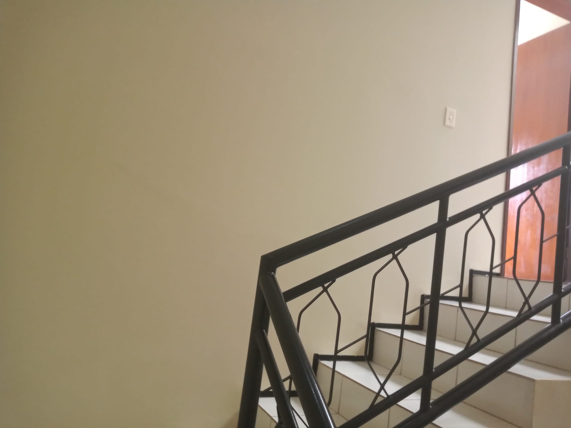 Rua Zuca Sampaio, 586-B bairro Santo Antonio Barbalha