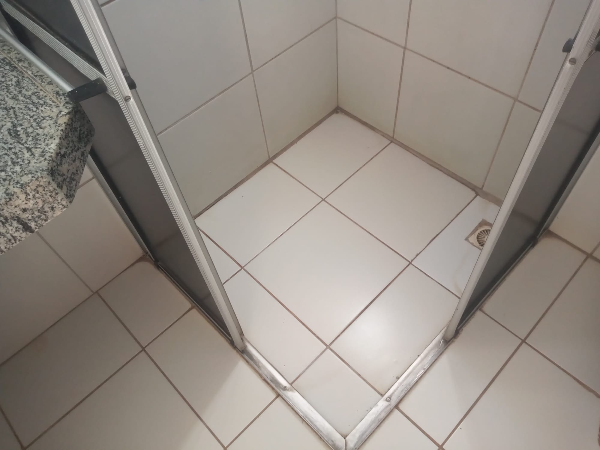 Rua Zuca Sampaio, 586-B bairro Santo Antonio Barbalha