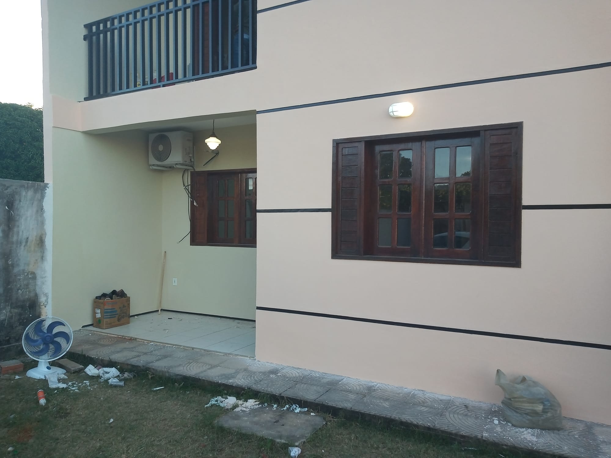 Rua Zuca Sampaio, 586-B bairro Santo Antonio Barbalha