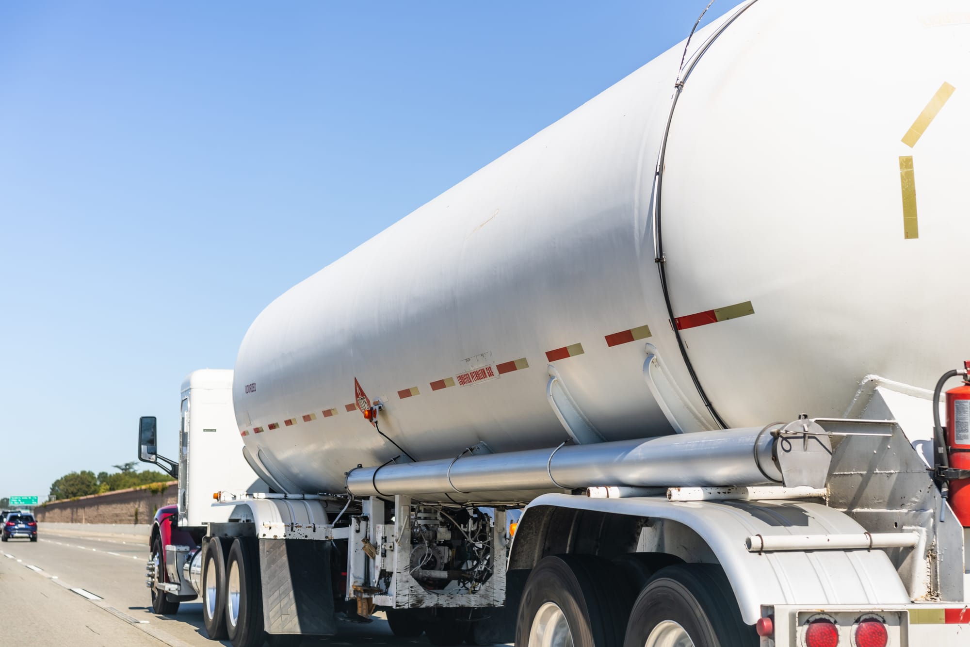 Trucking LNG