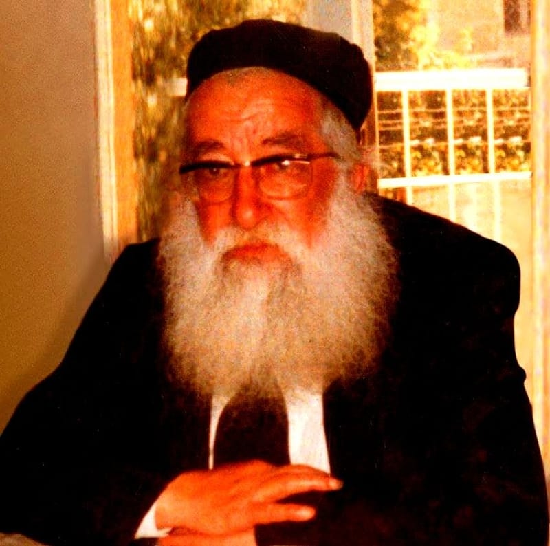 אודות image