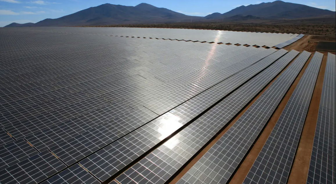El motivo del gran apagón en España: energía "verde"