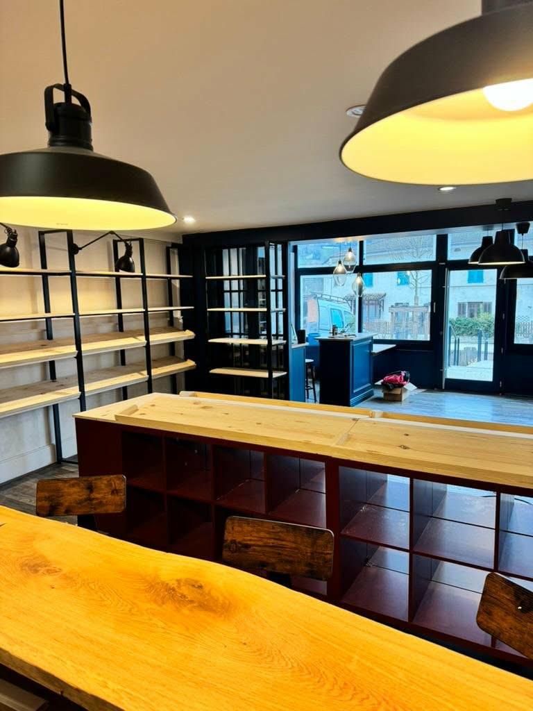 Local avant et pendant les travaux ...