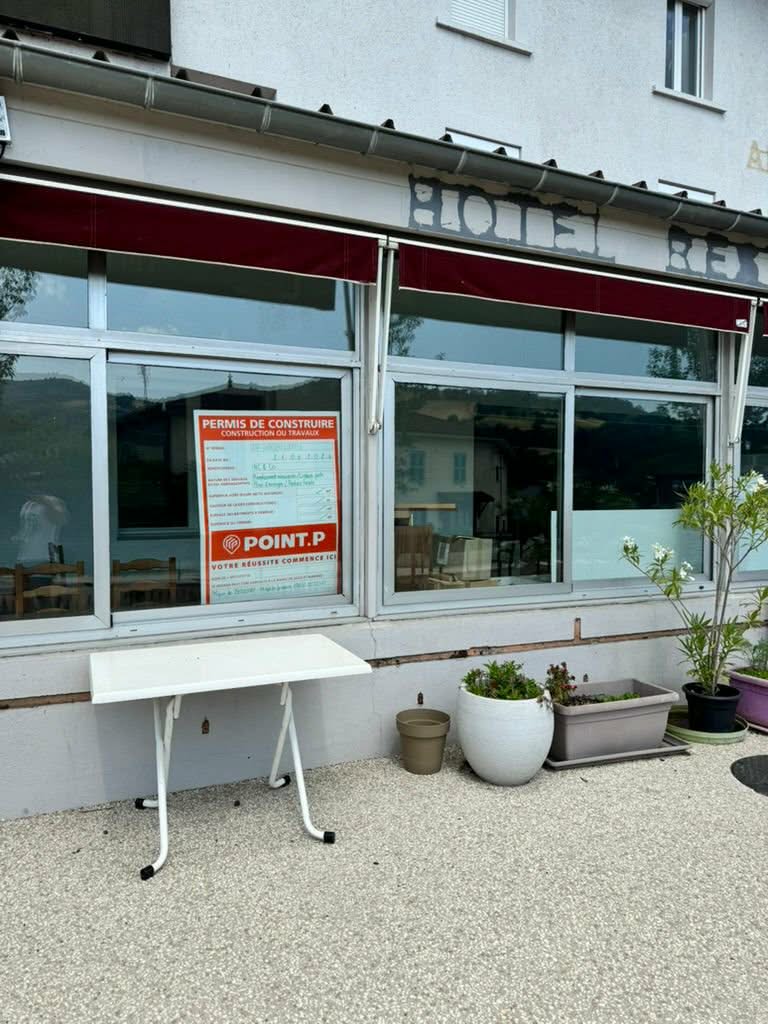 Local avant et pendant les travaux ...