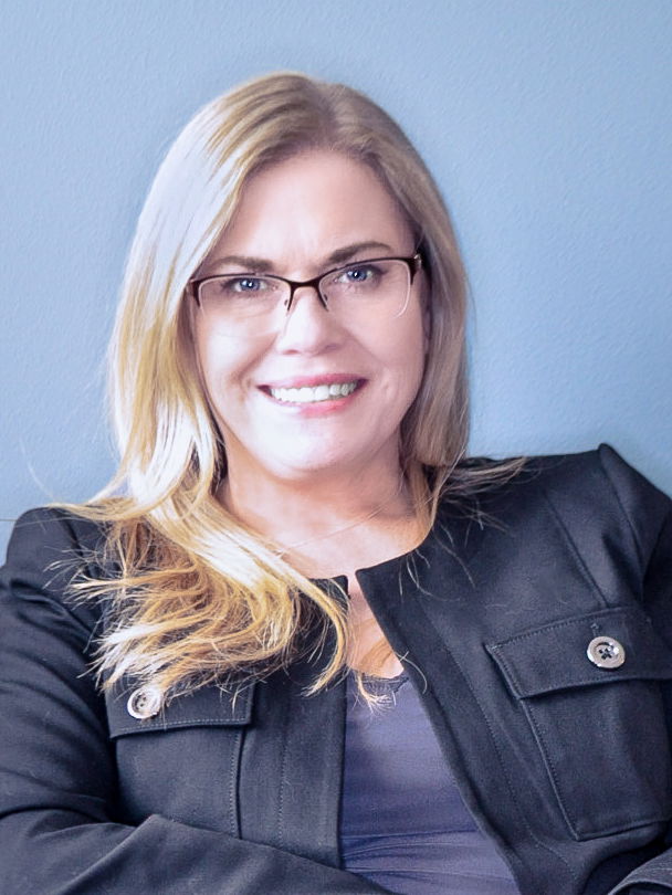 Theresa Hudgins, LCSW, LPC-S (INDIVIDUALS AND COUPLES)