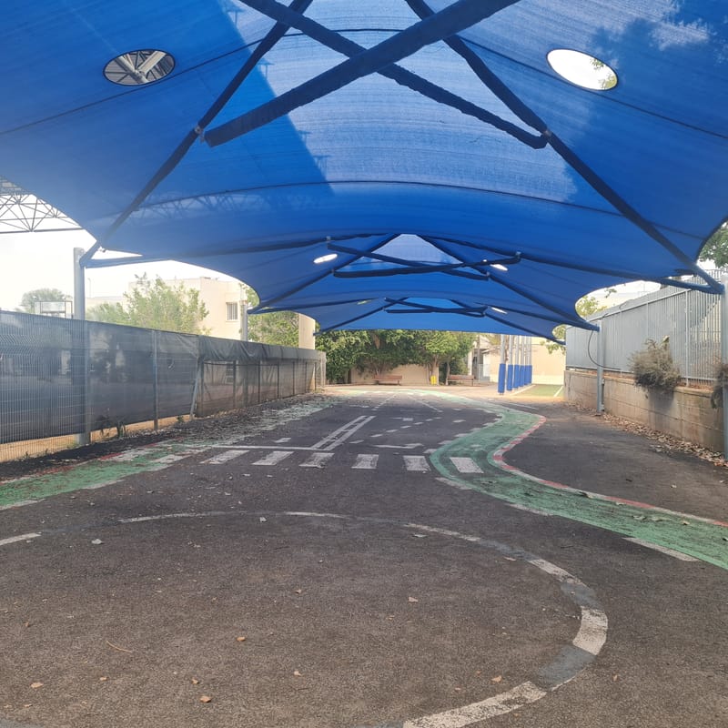 גם בכביש אנחנו שם לעזרה