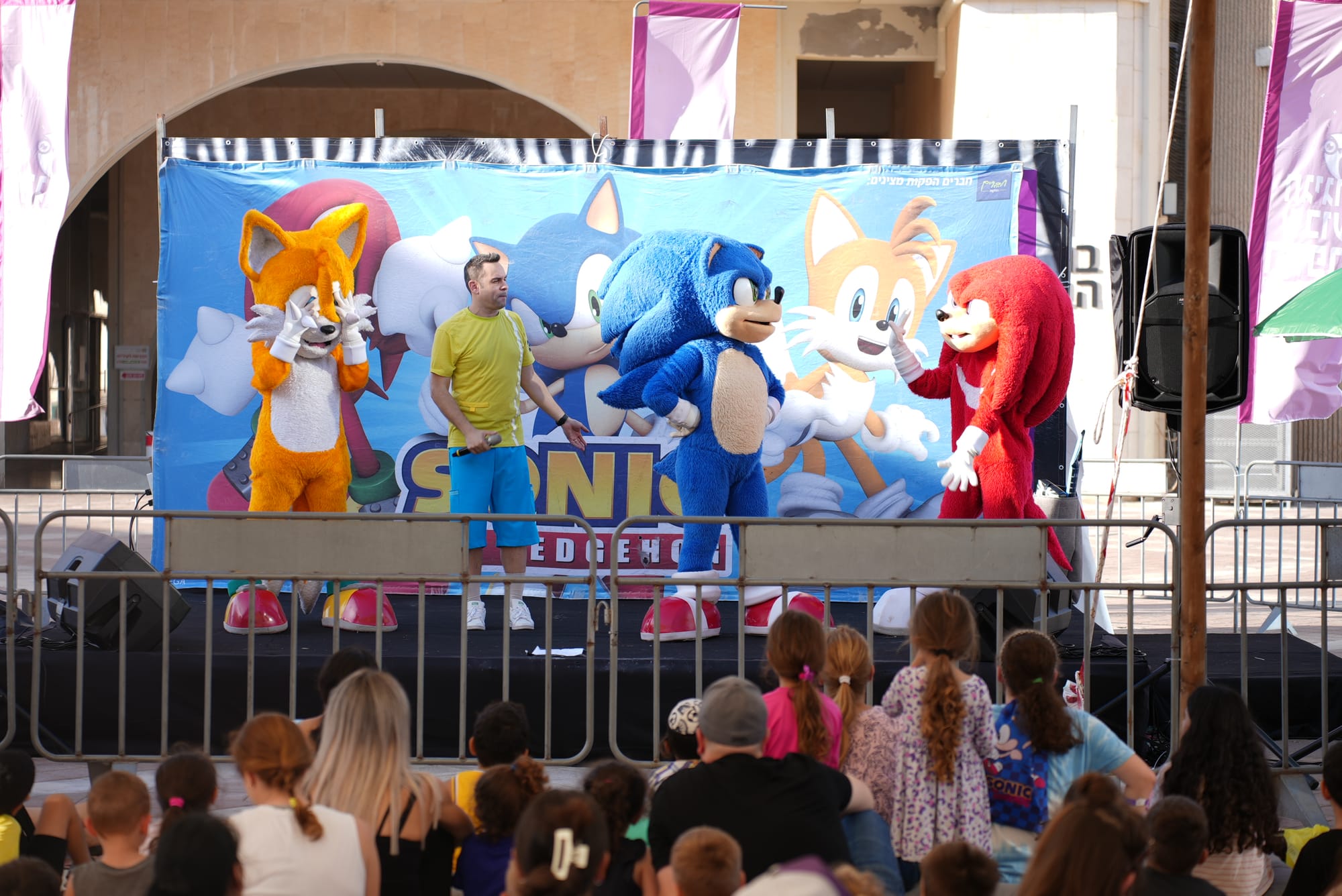 אשדוד חגגה את שבוע הספר ביריד ספרים ענק