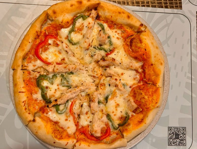 بيتزا دجاج Chicken pizza