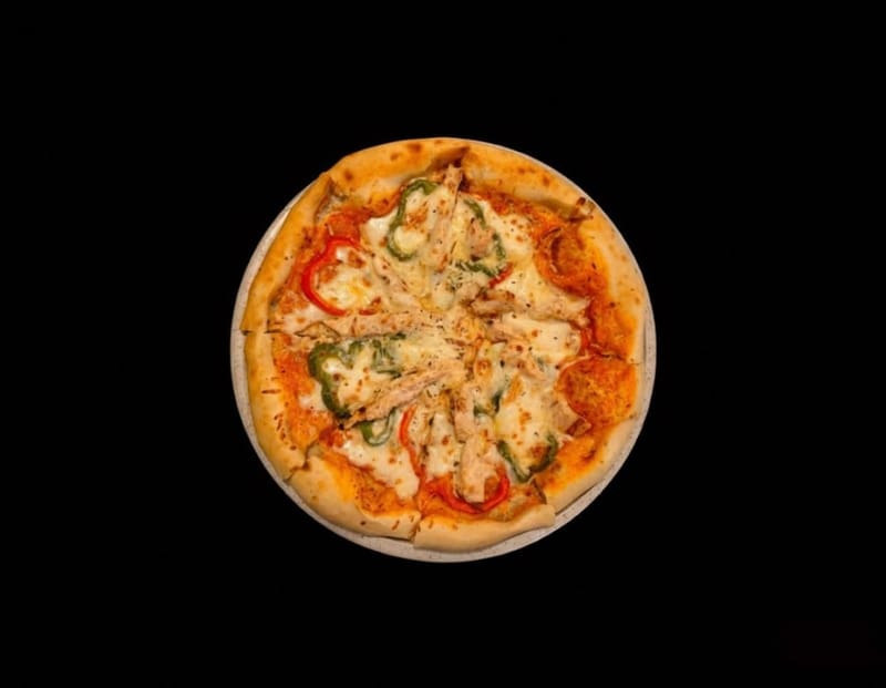 بيتزا دجاج Chicken pizza