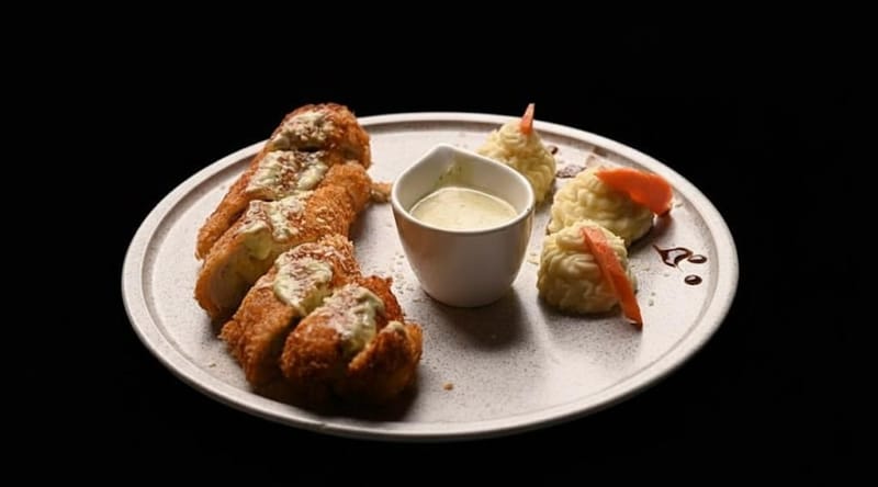 دجاج كوردن بلو Cordon bleu chicken