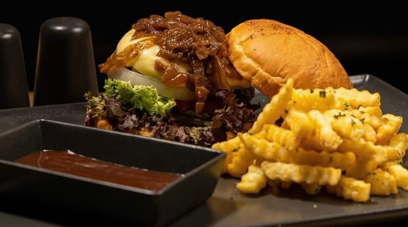 Beef burger with caramelized onions