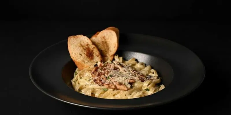 كربونارا باستا بالدجاج