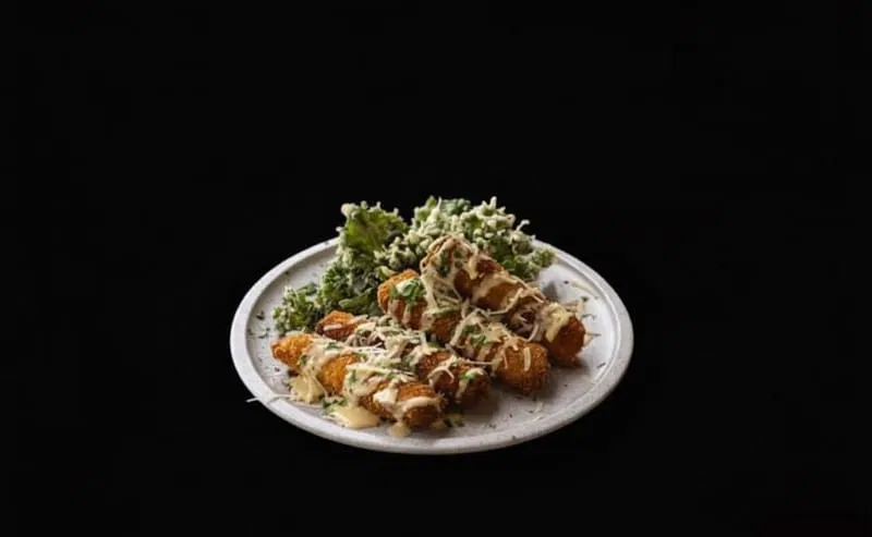 3 حبة اصابع الدجاج بالموزريلا