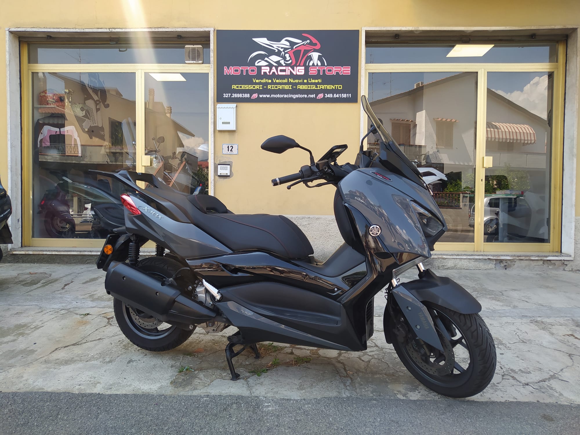 YAMAHA   X-Max 300