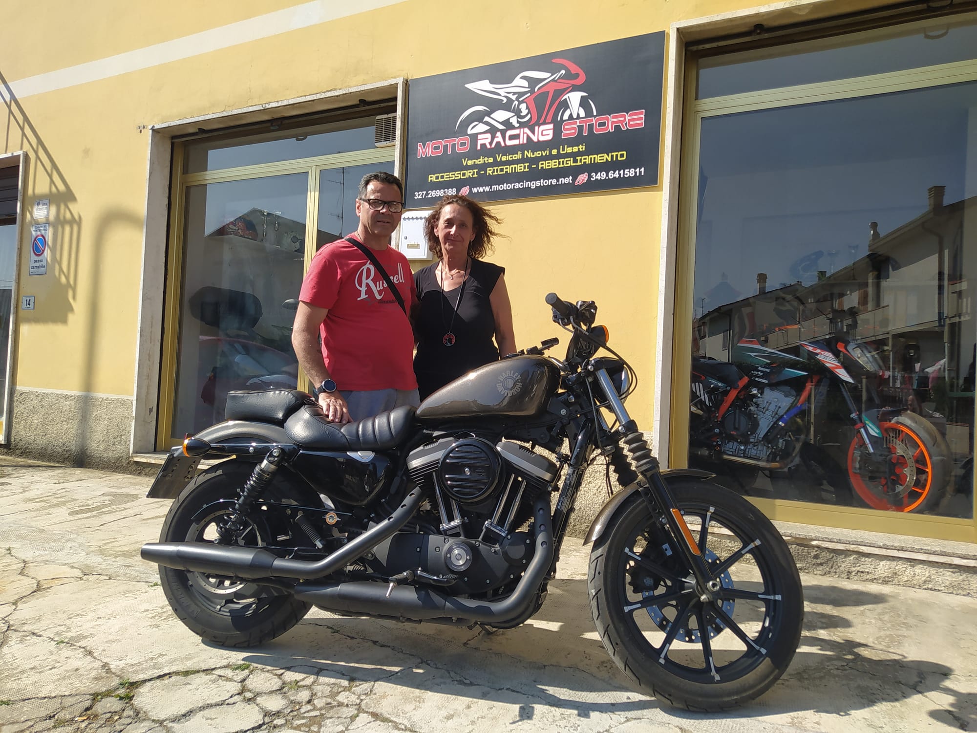 HARLEY-DAVIDSON  Sportster 883