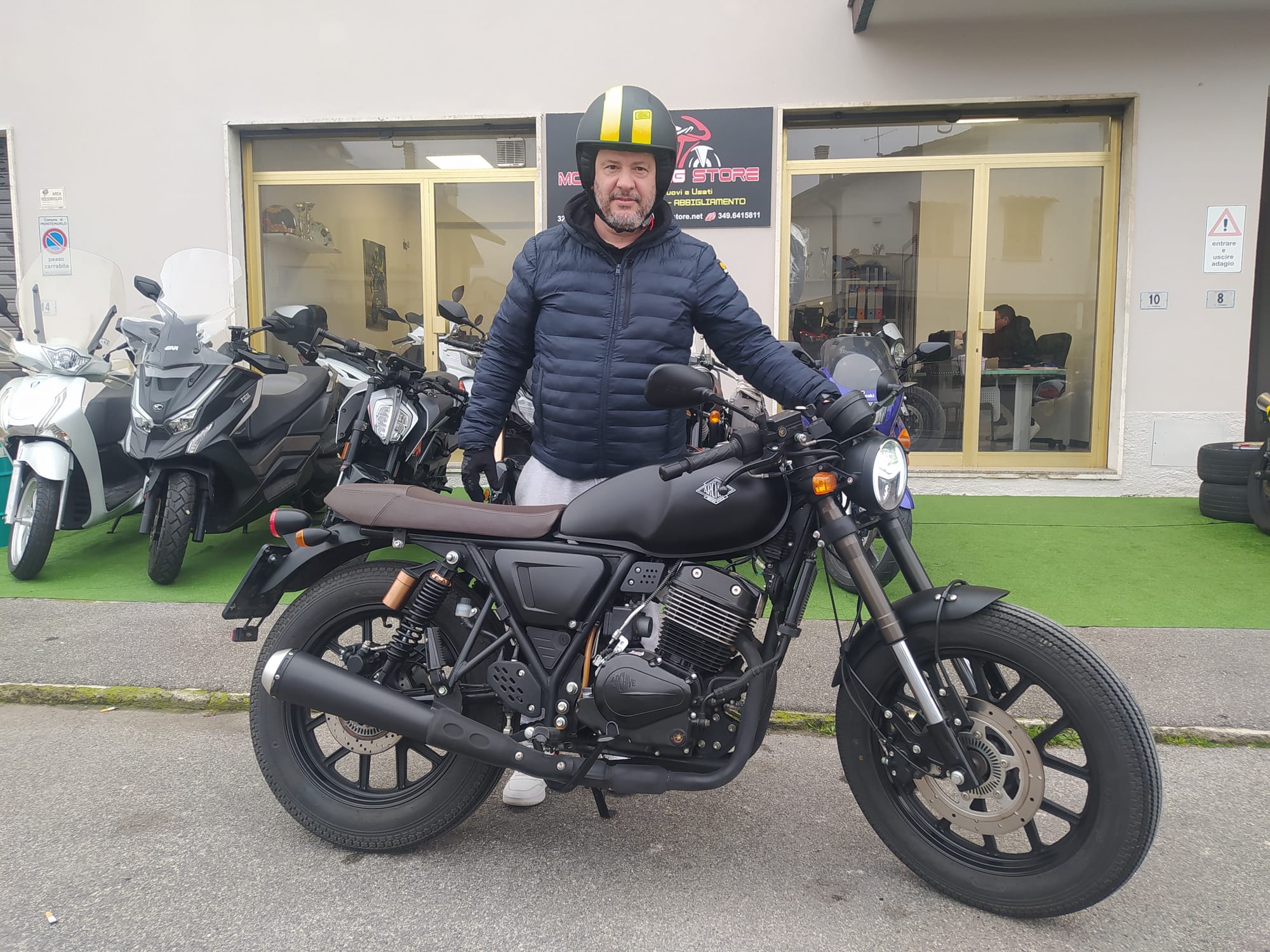 ARCHIVE MOTORCYCLE AM-70
