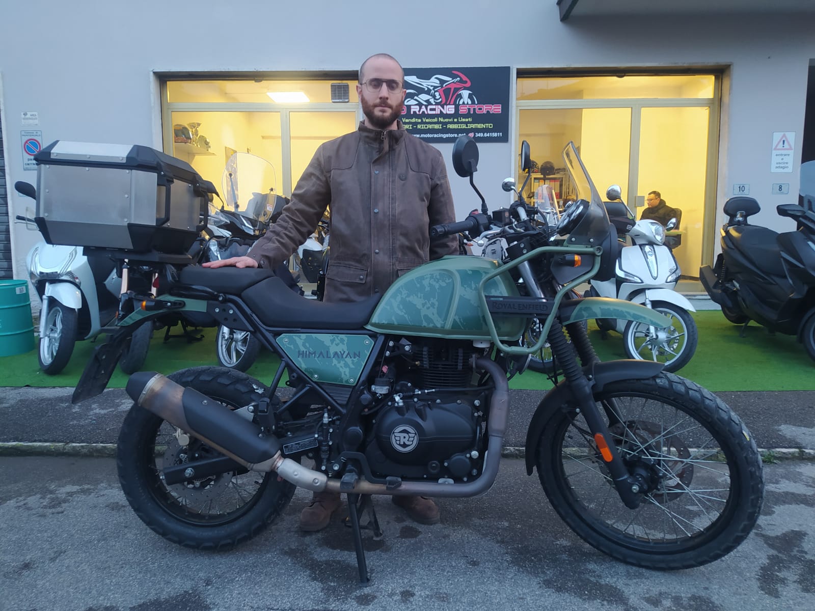 ROYAL ENFIELD Hymalayan 411