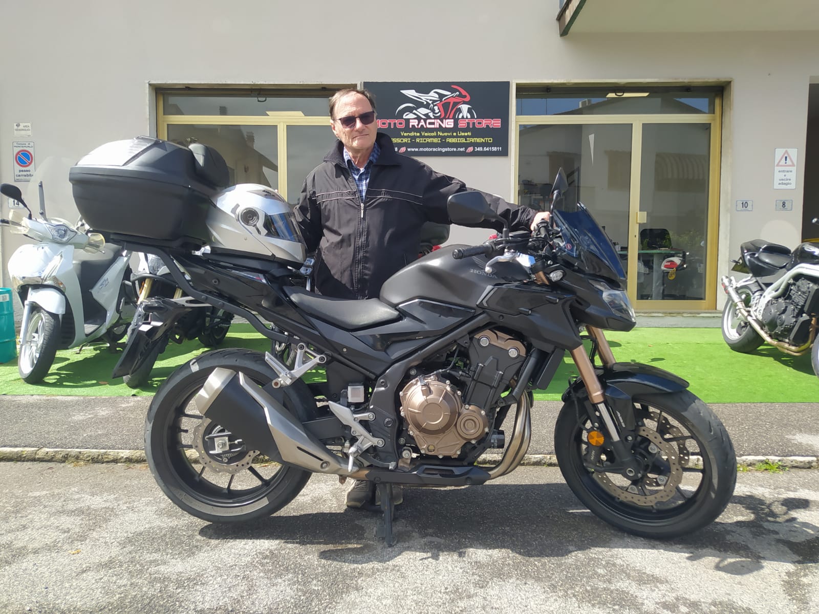 HONDA  CB 500 F