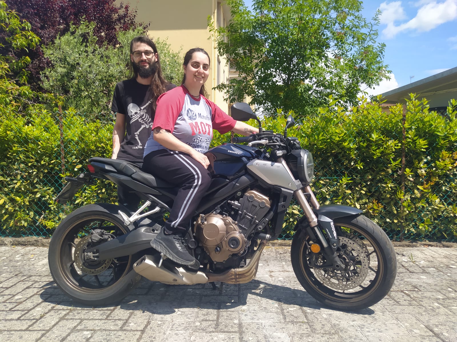 HONDA  CB650R