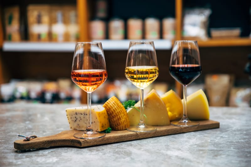RECENT ALCOHOLIC WINE COMPETITION RESULTS/REVIEWS