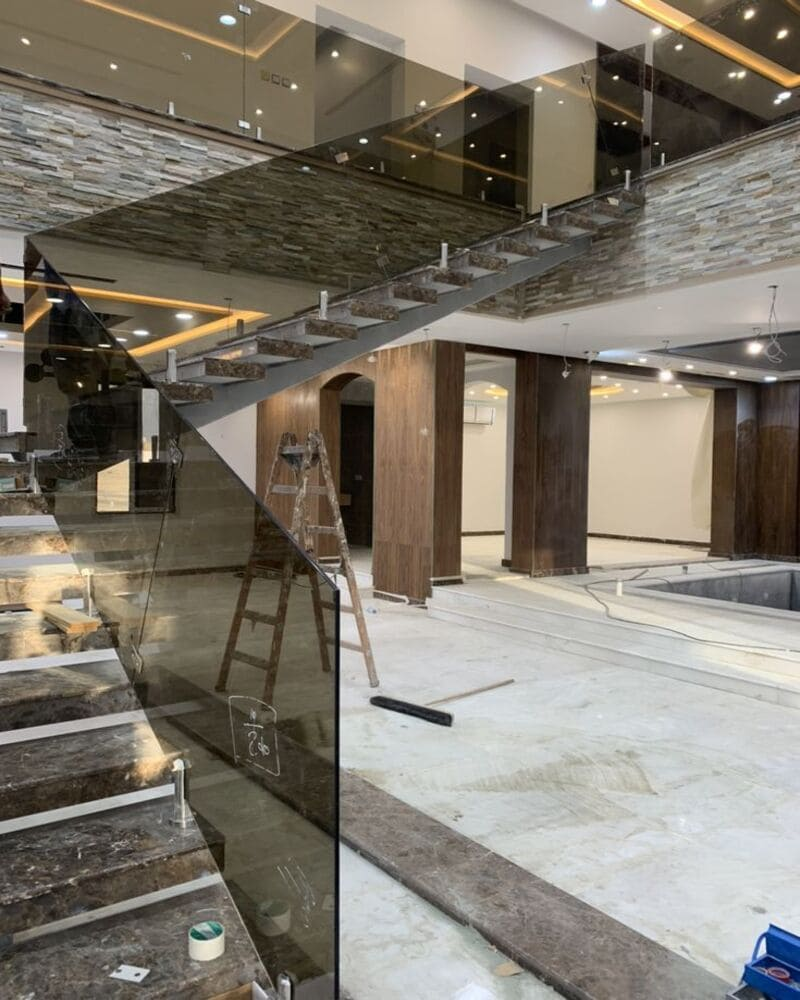 درابزين زجاج شفاف