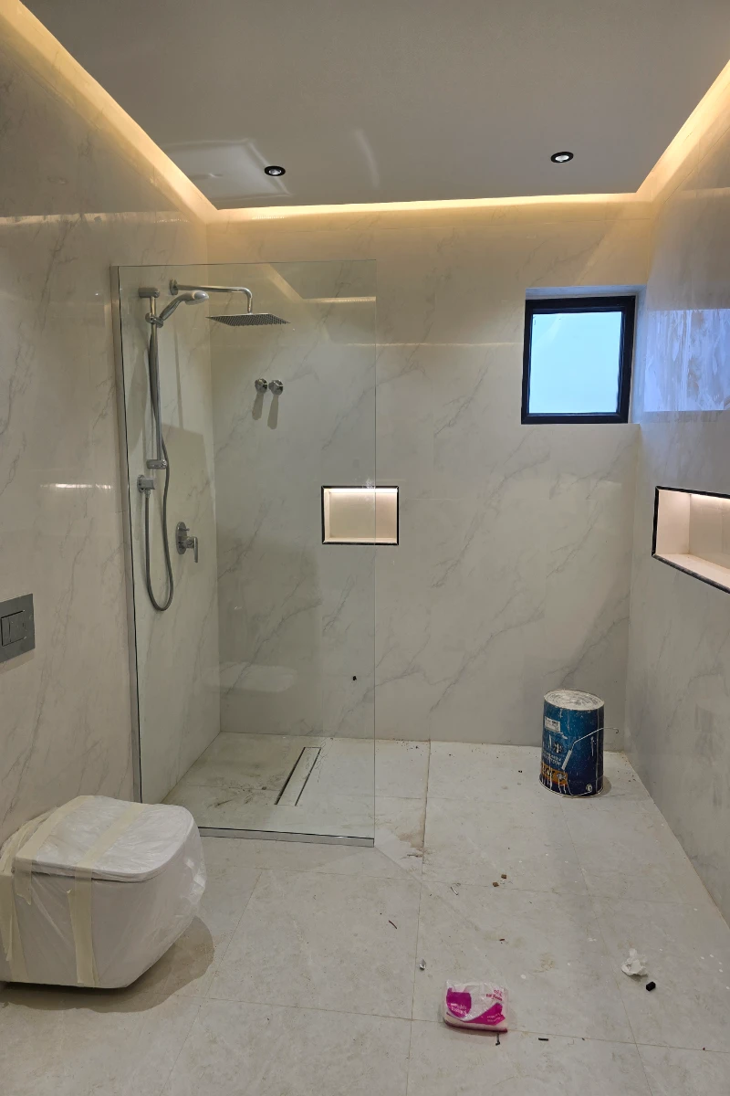 سعر متر زجاج سيكوريت