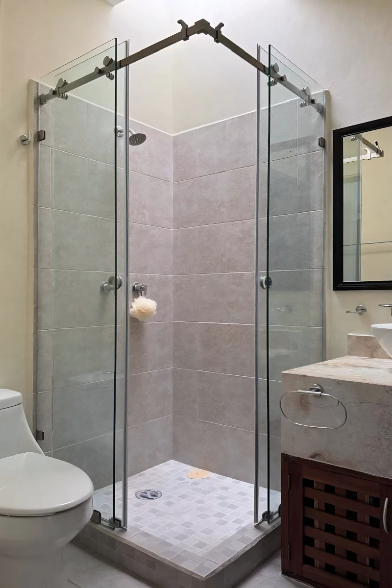 زجاج سيكوريت حمام زاوية