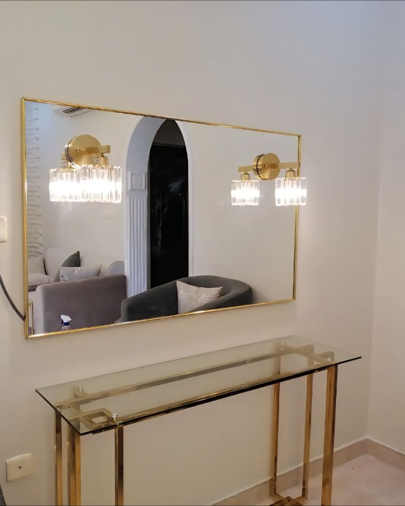 مرايا ايطار ذهبي