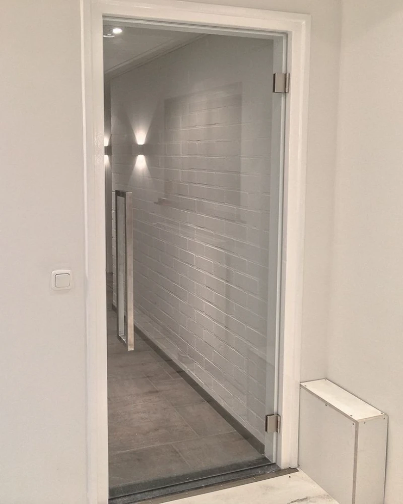 زجاج سكريت الرياض