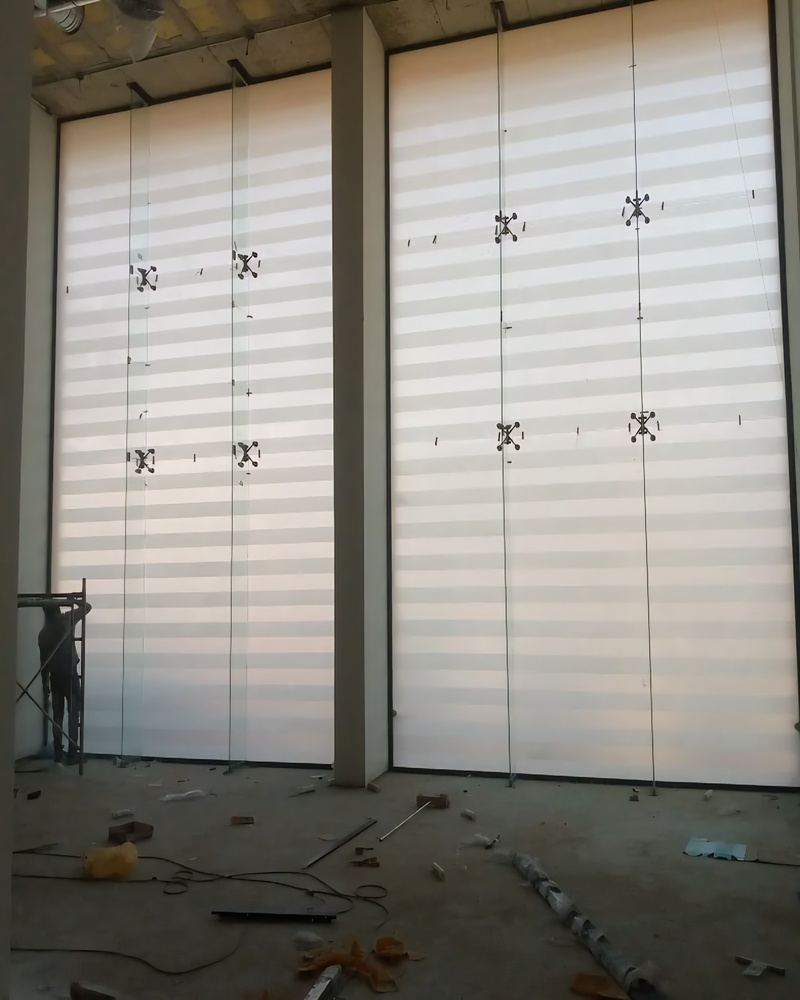 زجاج الواجهات اسبايدر