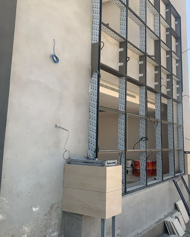 واجهات ألمنيوم استركشر